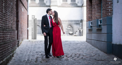 Photo de couple dans le vieux Lille