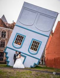 Photo de couple dans le vieux Lille 3000